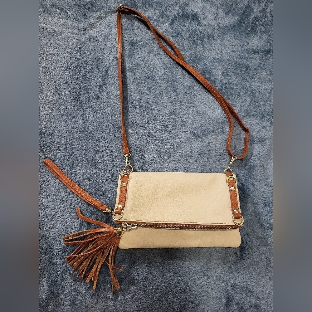 Vera Pelle Elegant Cream and Tan Crossbody Bag - Picture 8 of 11